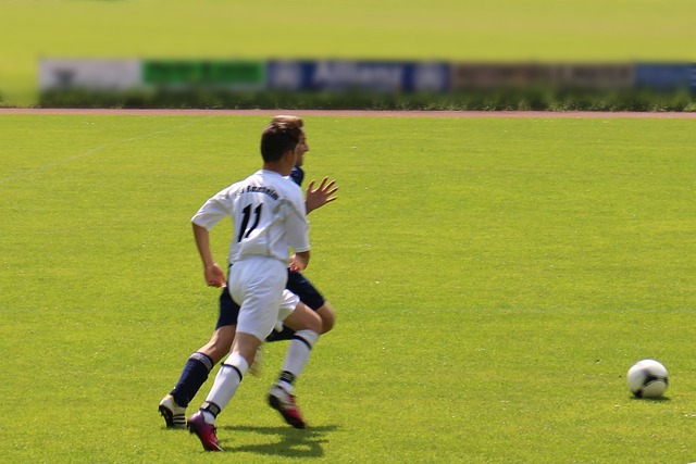 DO：凯恩5600万英镑的解约条款1月生效，但他没有离队的打算